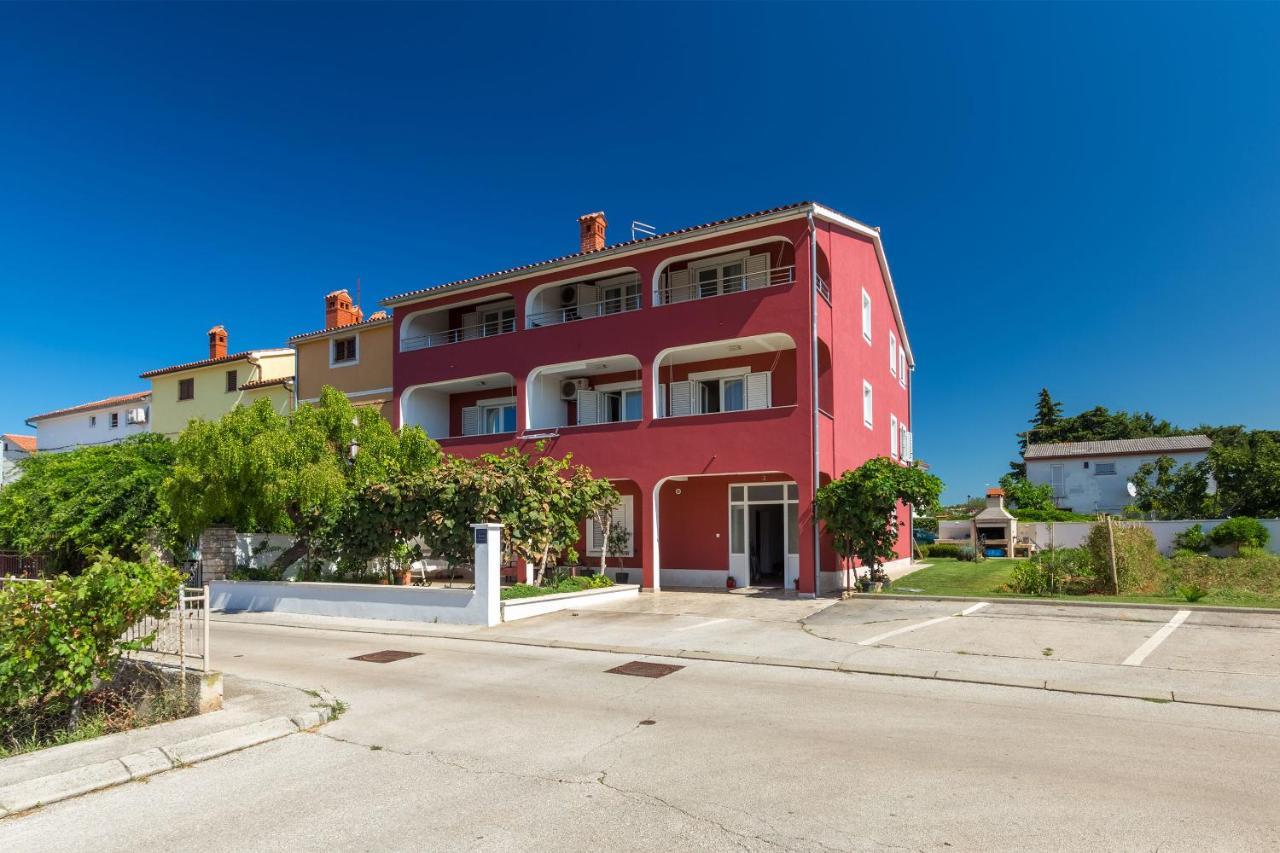 Apartments Boris Fazana Exterior photo
